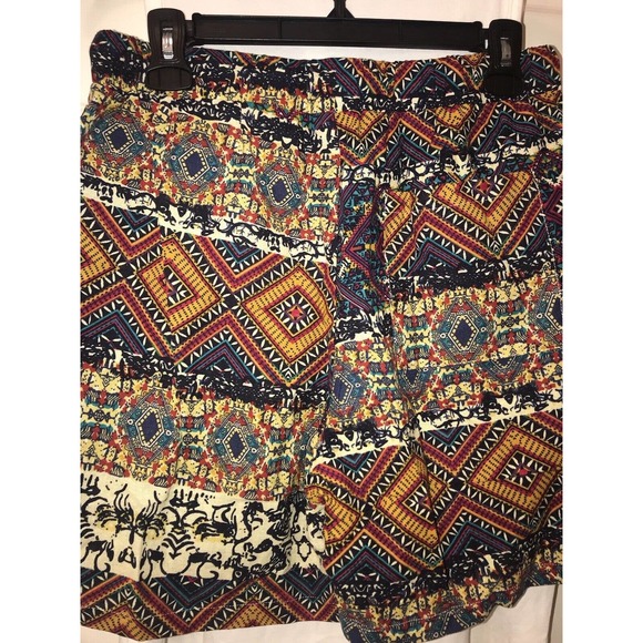 Women’s Tank and Short Set, Size Small, Colorful Tribal Print - Picture 16 of 16